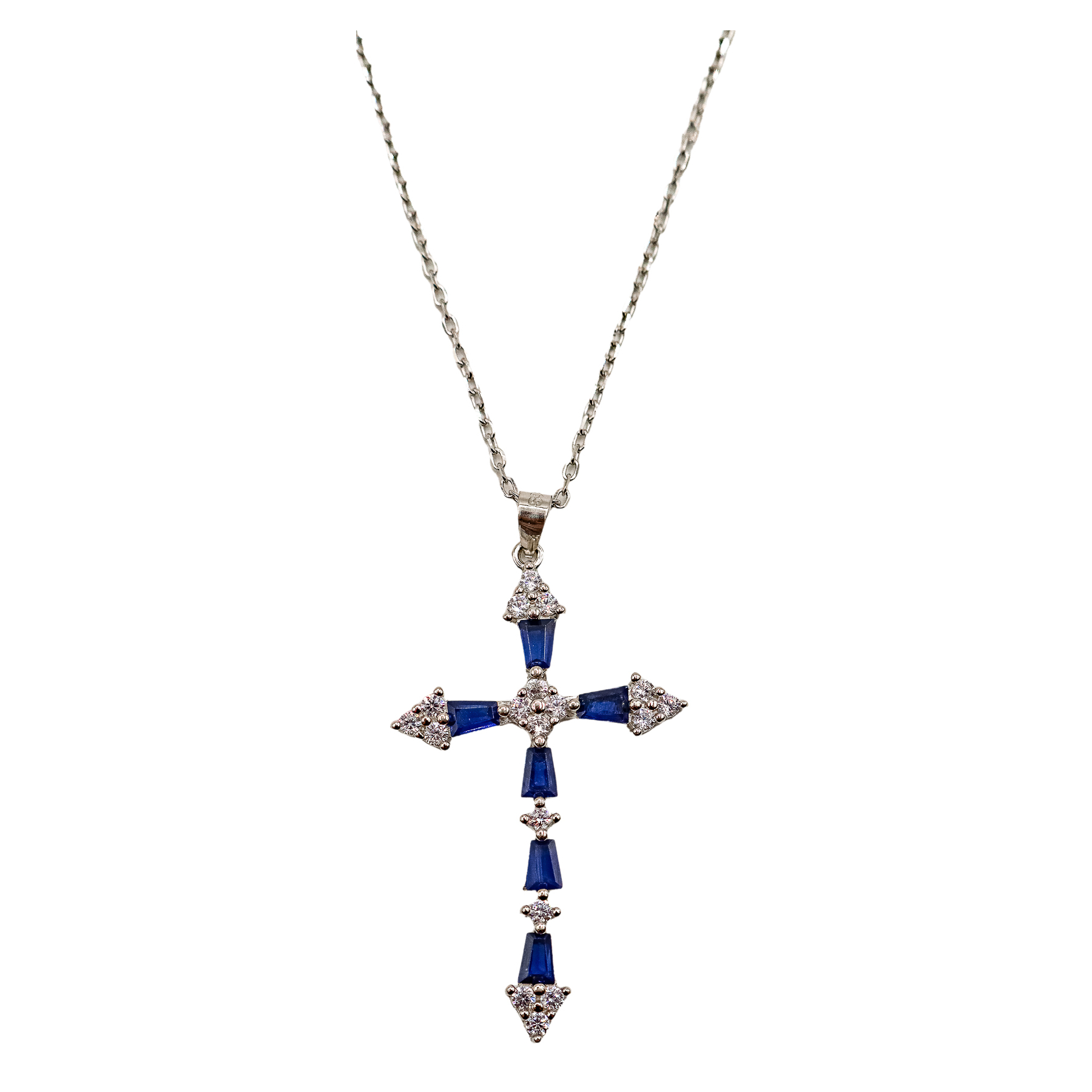 CRUZ COLGANTE CON CADENA
