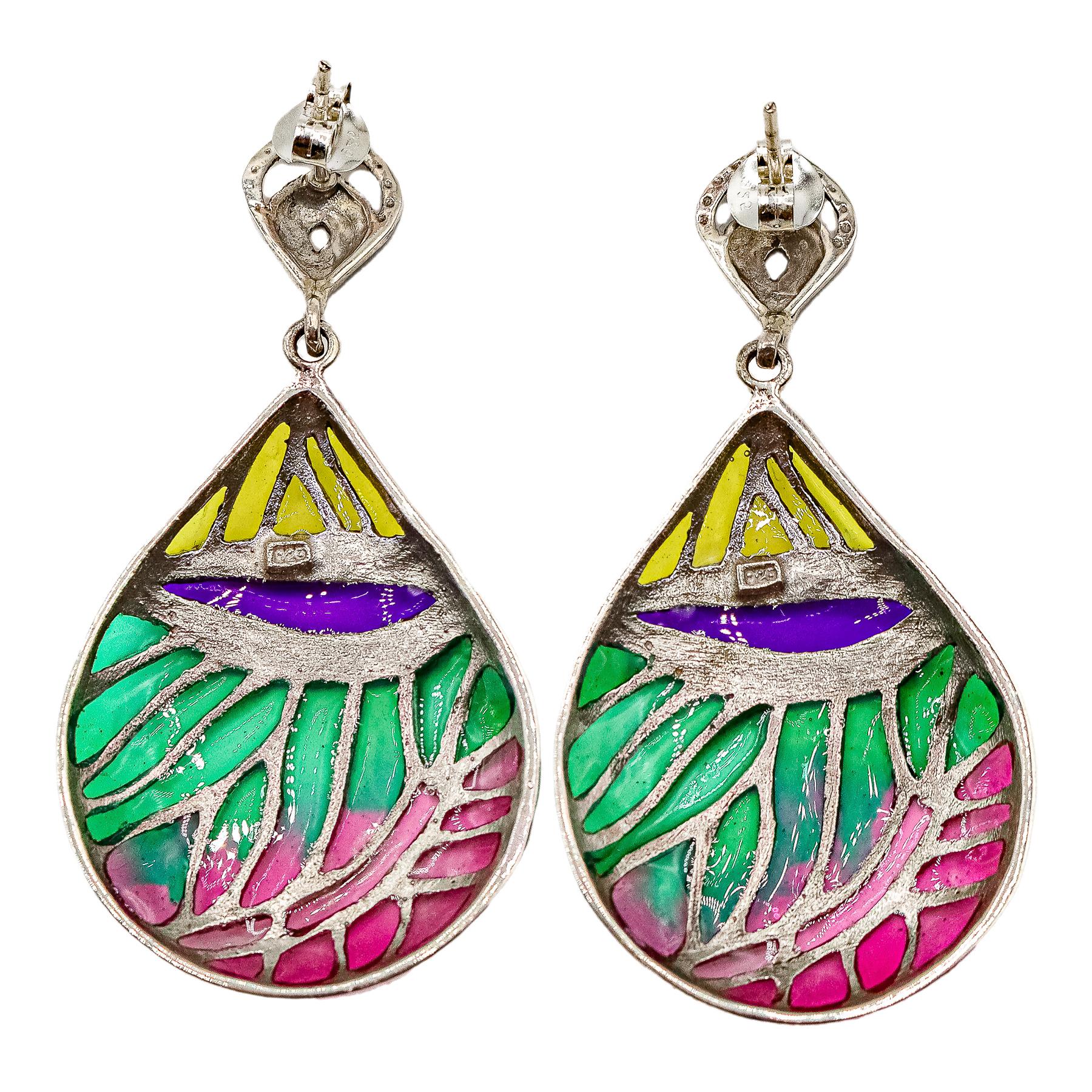 PENDIENTES LARGOS CON ESMALTES