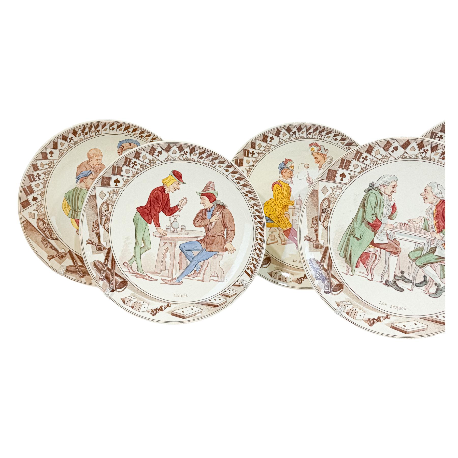 CONJUNTO DE PLATOS EN LOZA SARREGUEMINES DE FINALES S.XIXX