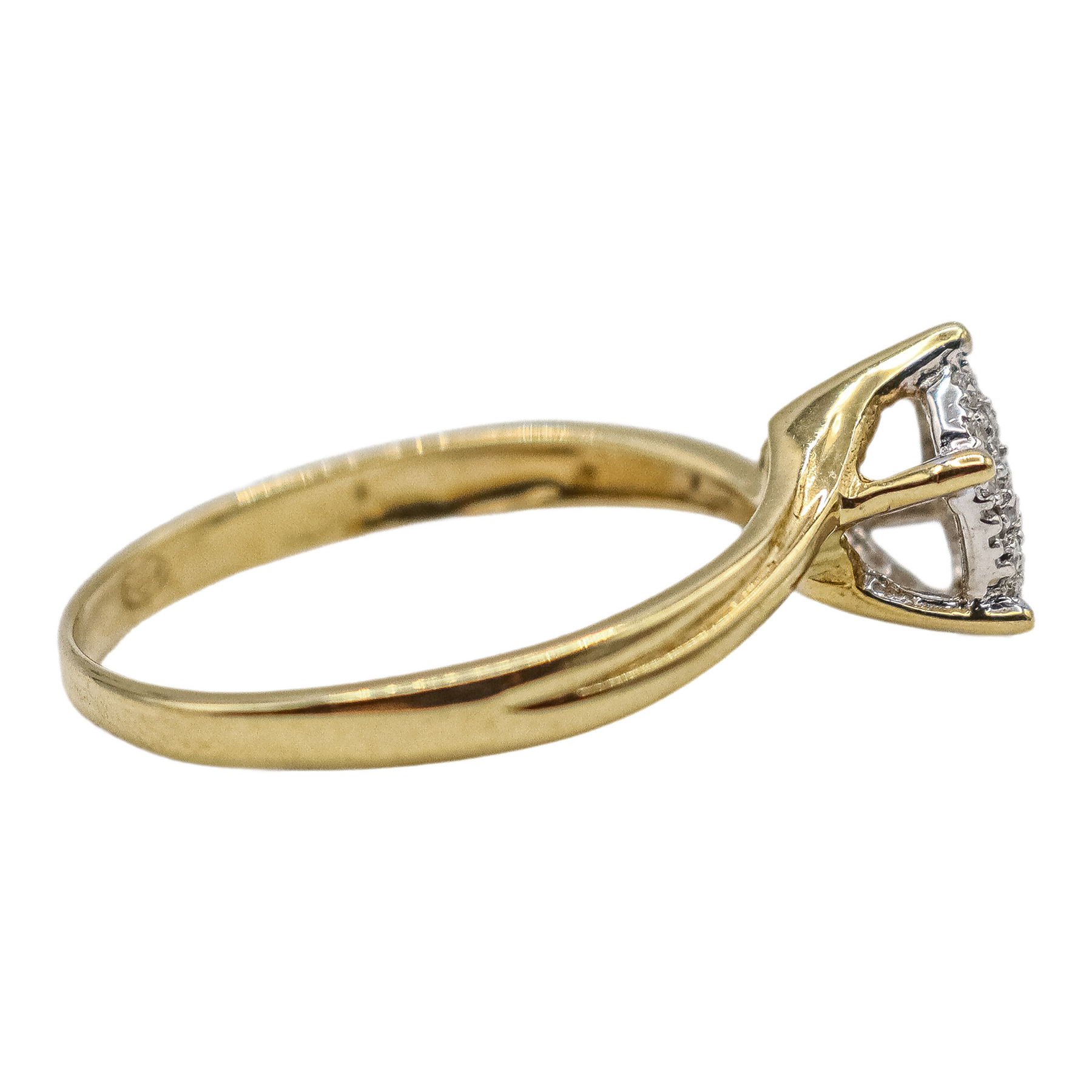 ANILLO CON BRILLANTES