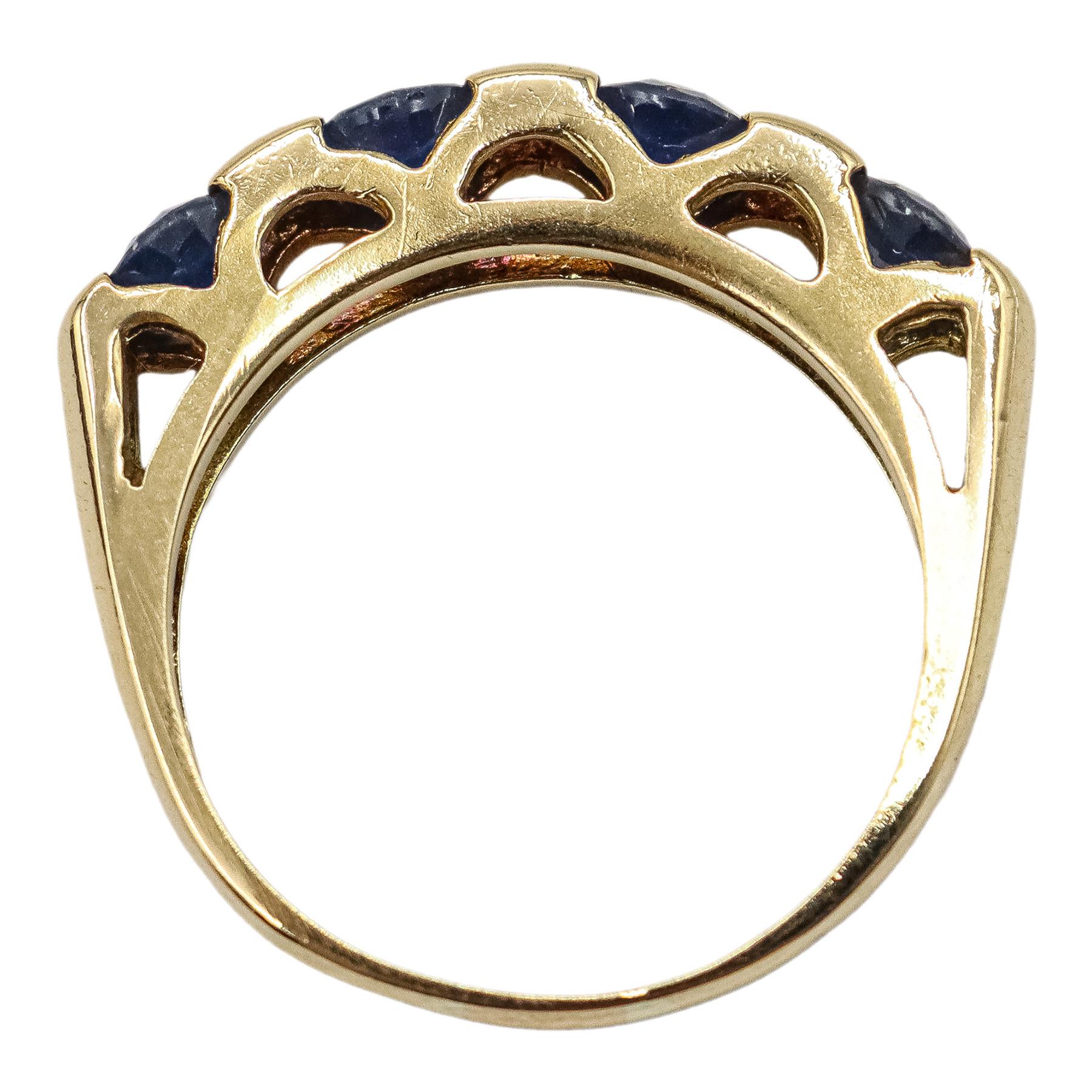 ANILLO CON ZAFIROS