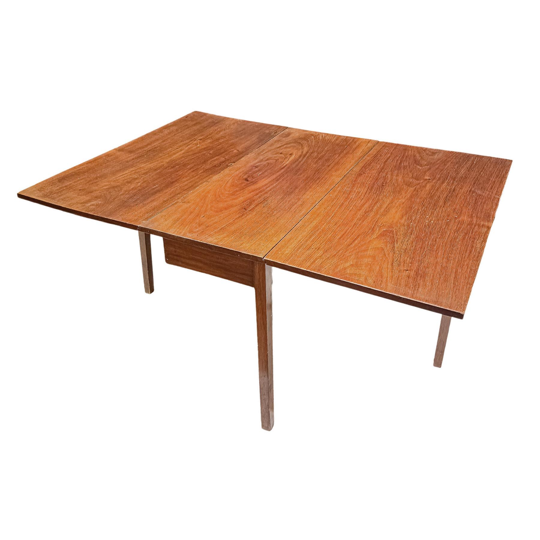 MESA DE ALAS DE FINALES DE SIGLO XIX
