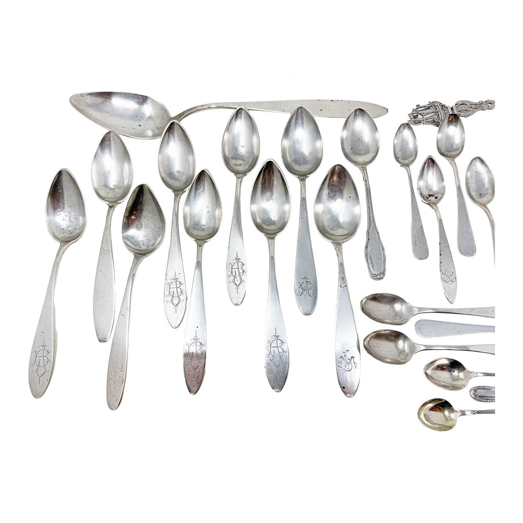 LOTE DE CUBIERTOS DE PLATA