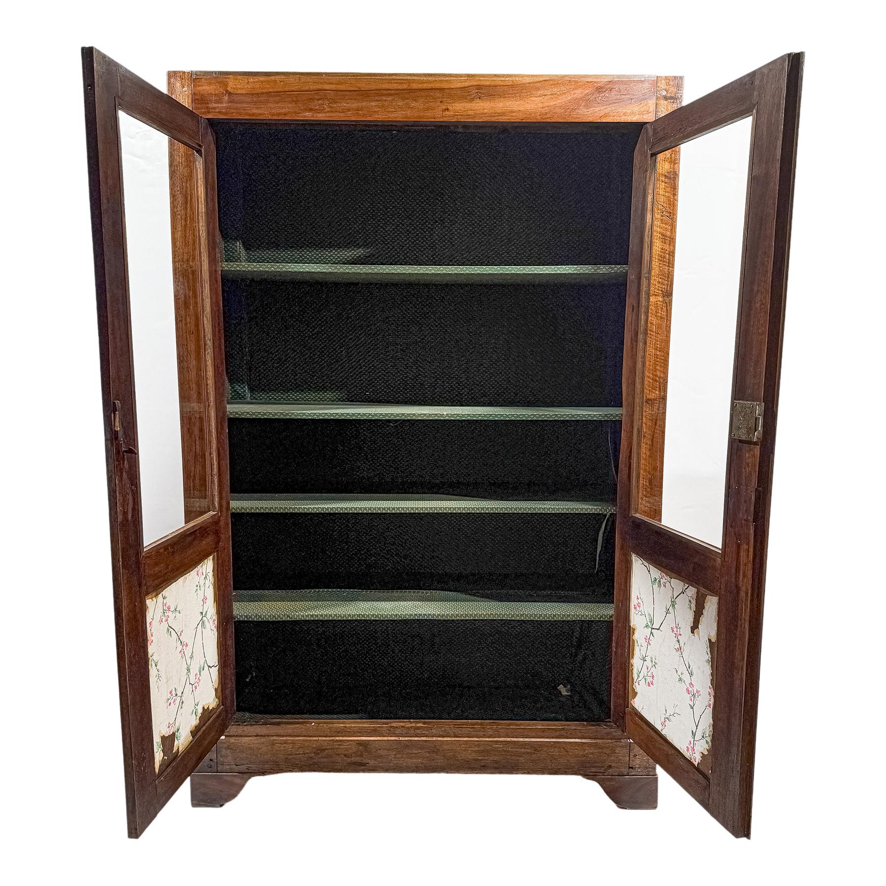 VITRINA RÚSTICA DEL ÚLTIMO CUARTO DE SIGLO XIX