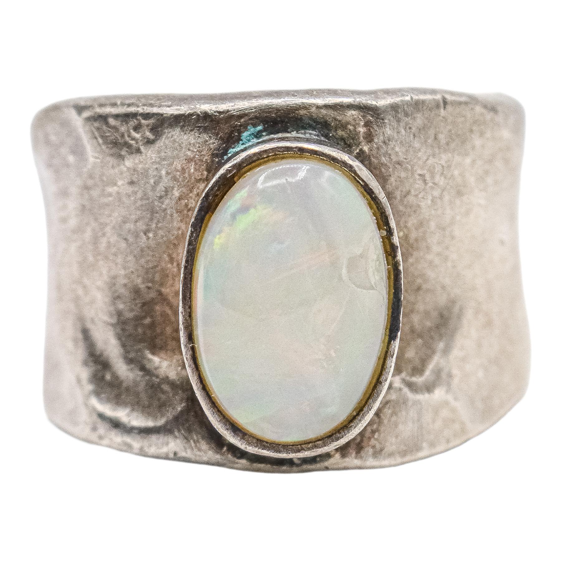 ANILLO DE PLATA CON ÓPALO