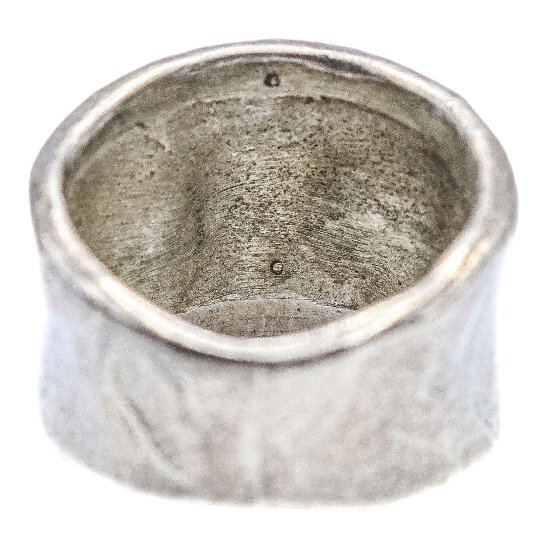 ANILLO DE PLATA CON ÓPALO