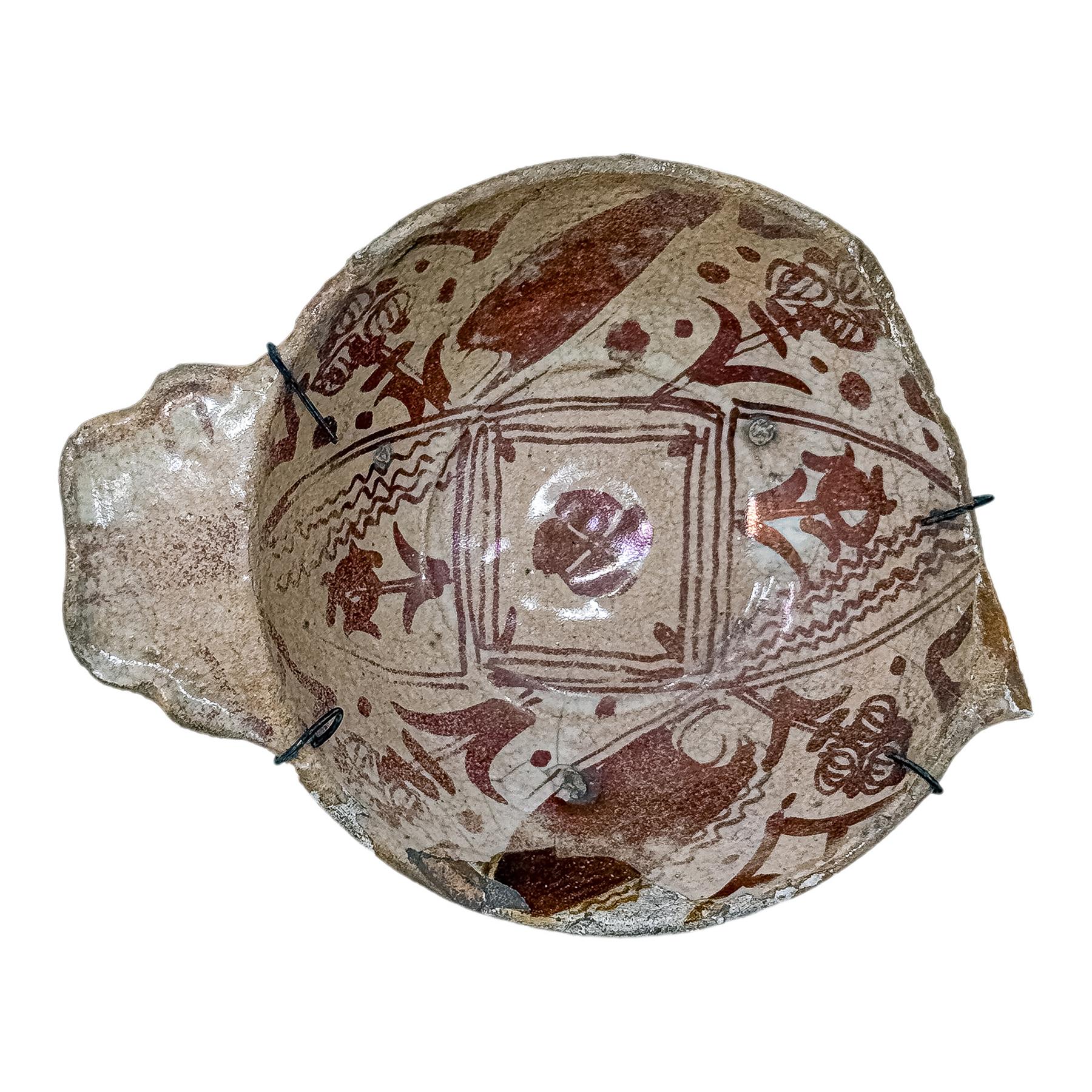 DOS ESCUDILLAS DE OREJAS DEL SIGLO XV-XVI