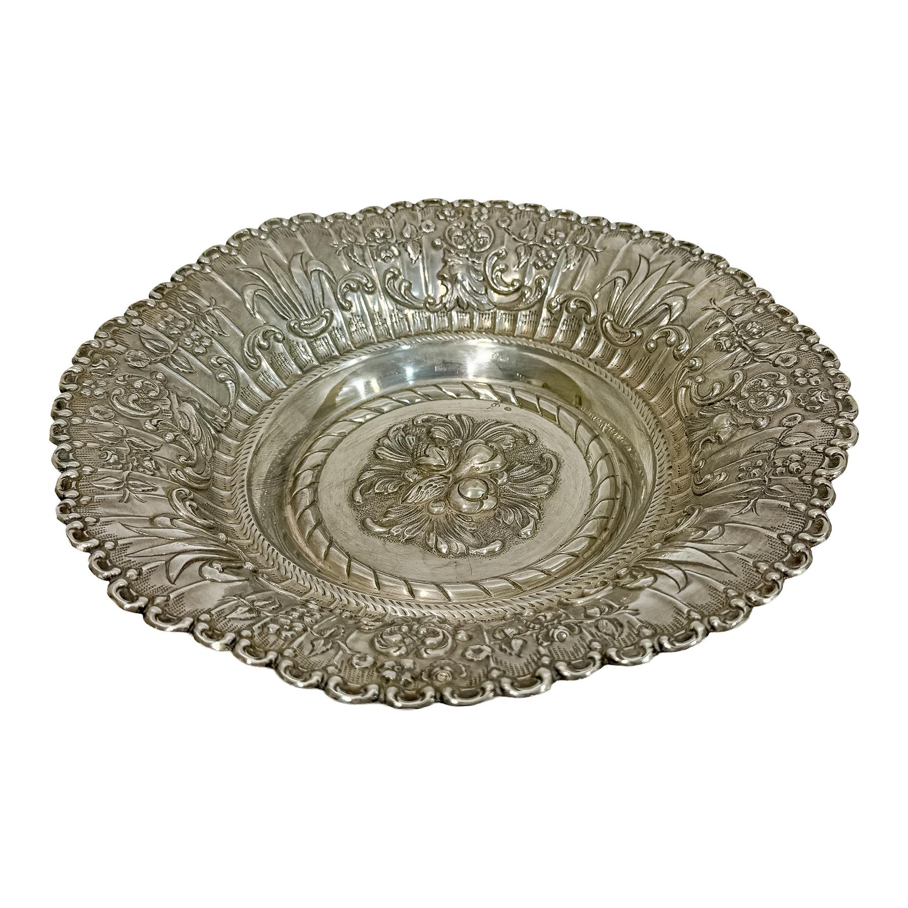 CENTRO DE MESA DE PLATA MEDIADOS DEL XX.