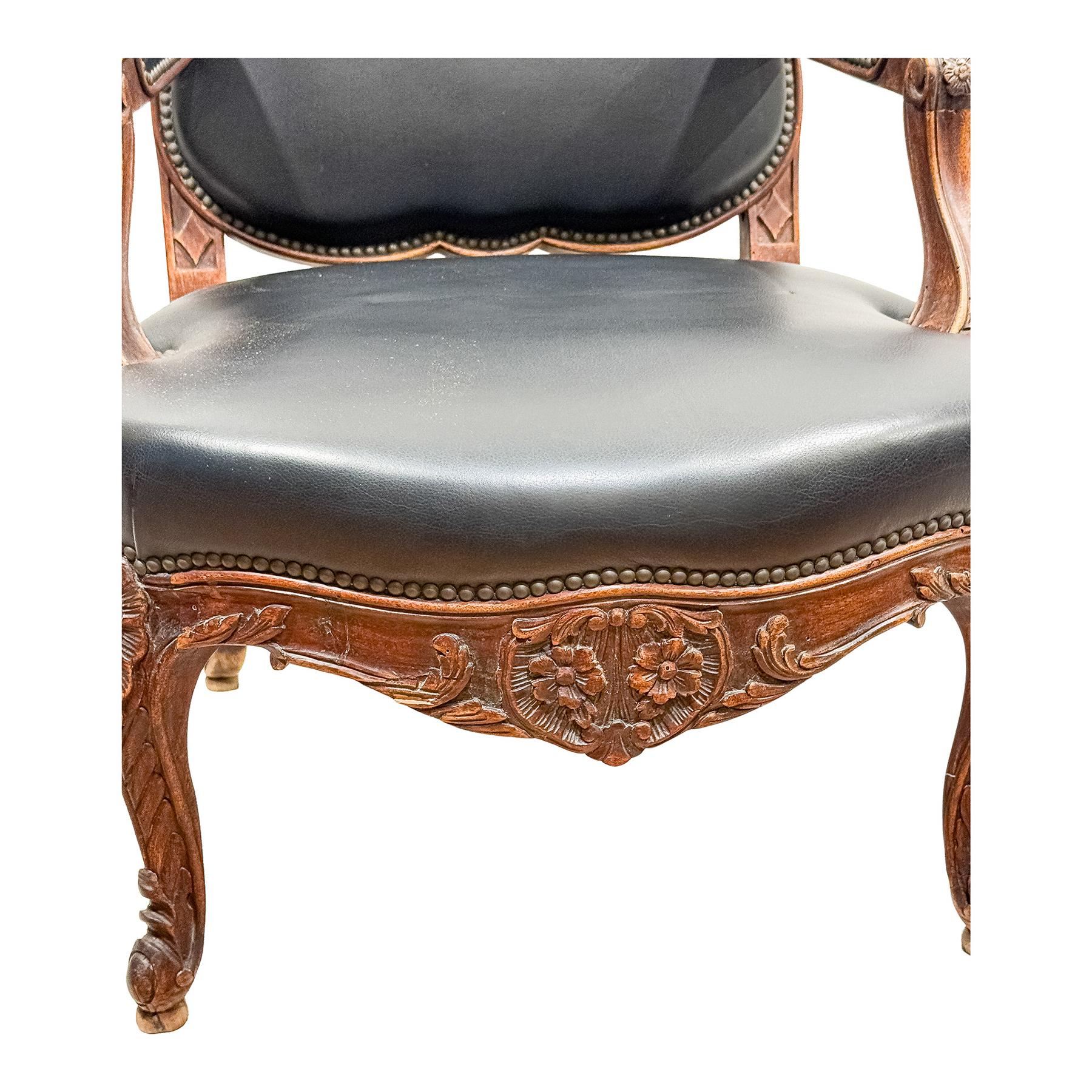SILLÓN ESTILO LUÍS XV MEDIADOS SIGLO XX