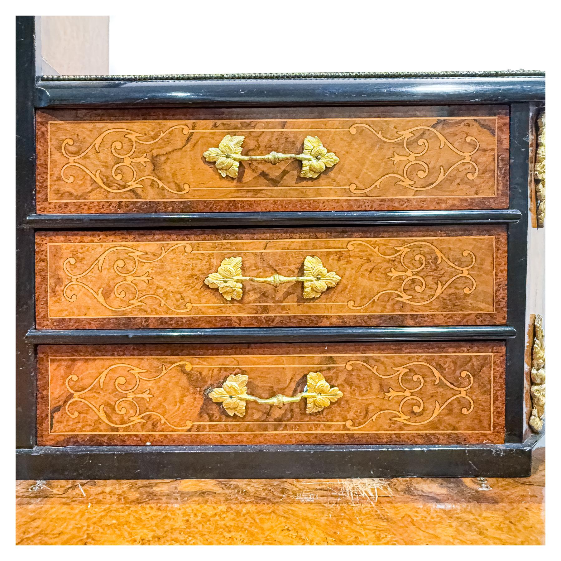 MUEBLE TOCADOR ESTILO LUÍS XV 