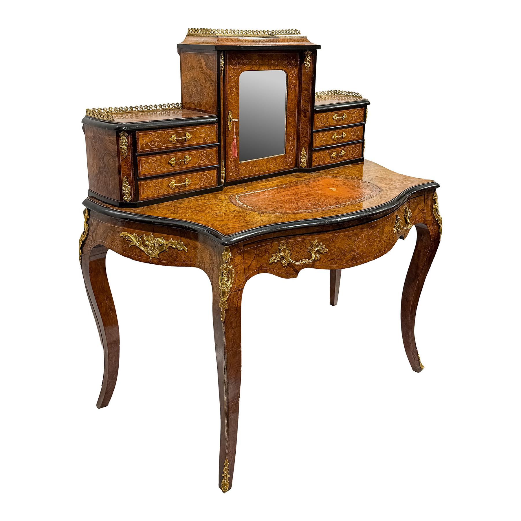 MUEBLE TOCADOR ESTILO LUÍS XV 