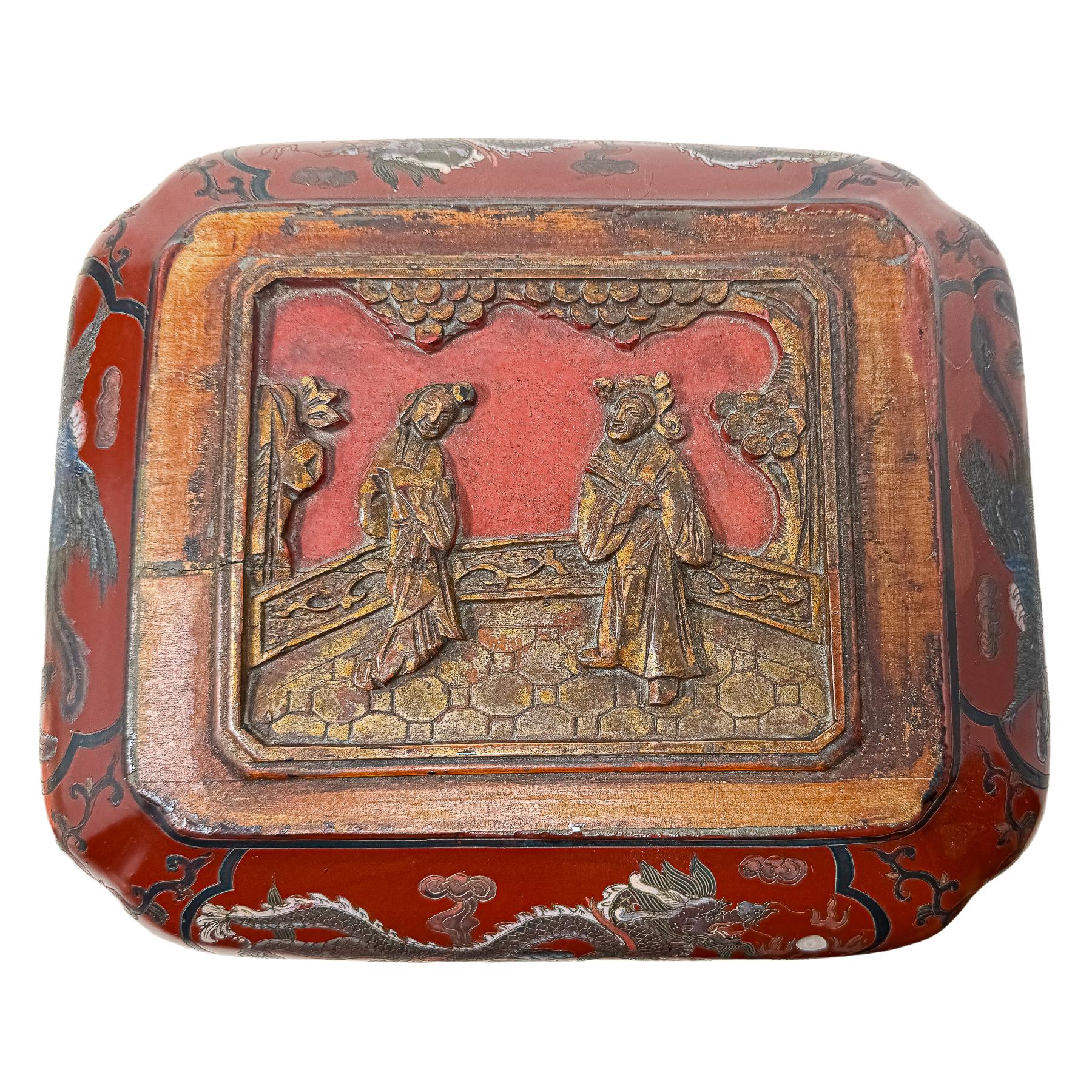 CAJITA ORIENTAL LACADA DEL PRIMER TERCIO DE SIGLO XX