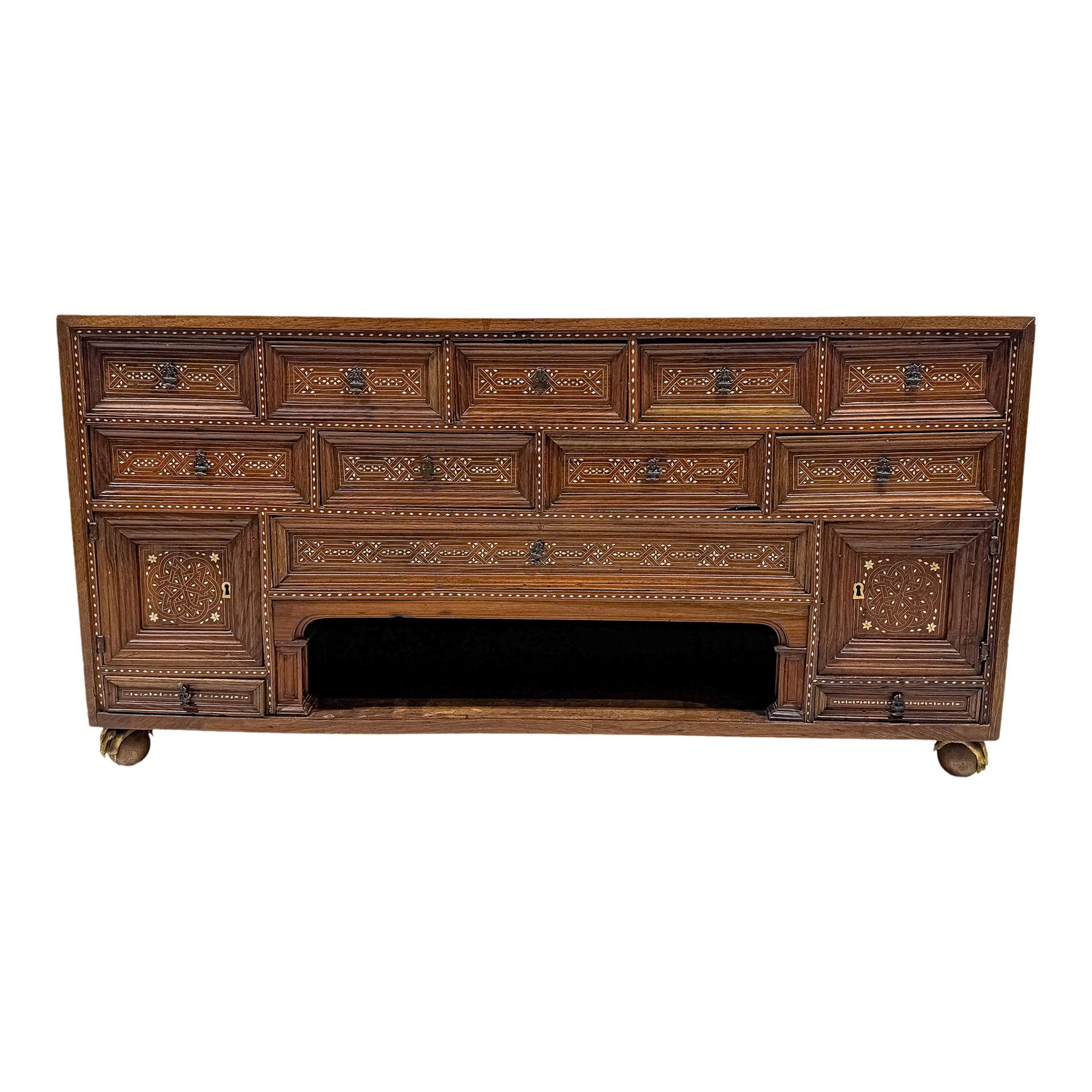 CAJA BARGUEÑO DEL PINYONET DEL SIGLO XVIII