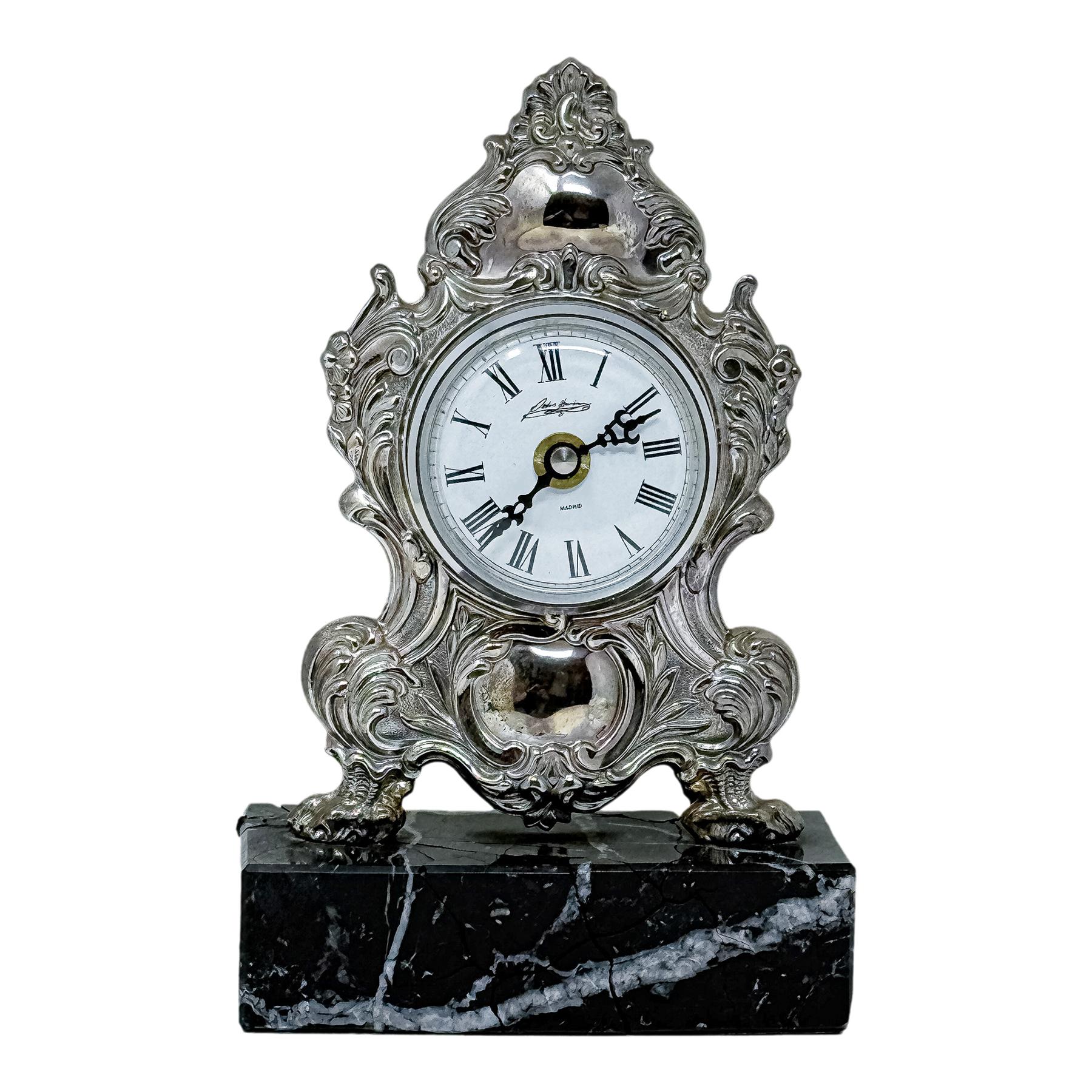 PEQUEÑO RELOJ DE SOBREMESA EN PLATA DE LOS AÑOS 70