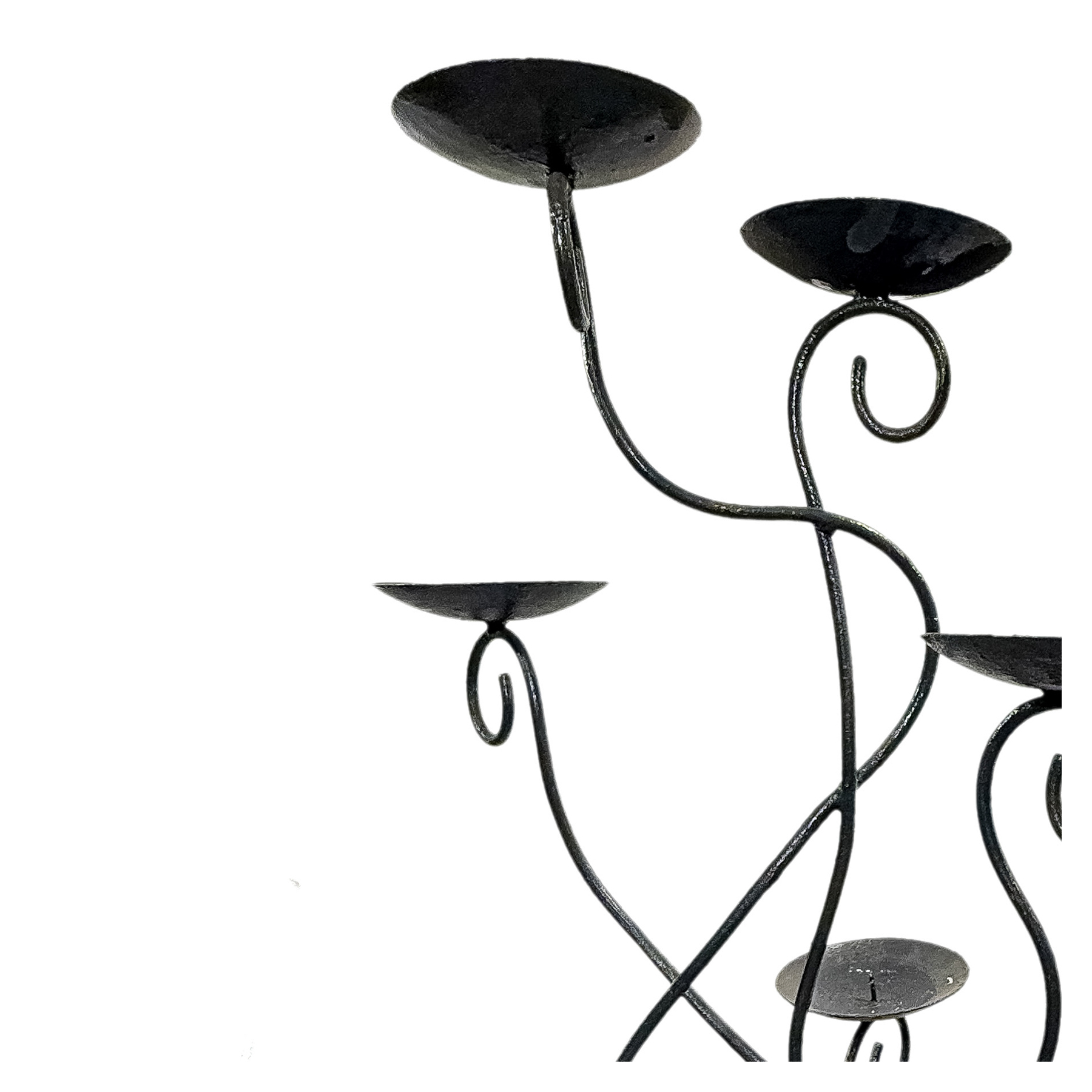 PAREJA DE GRANDES CANDELABROS DE PIE EN HIERRO