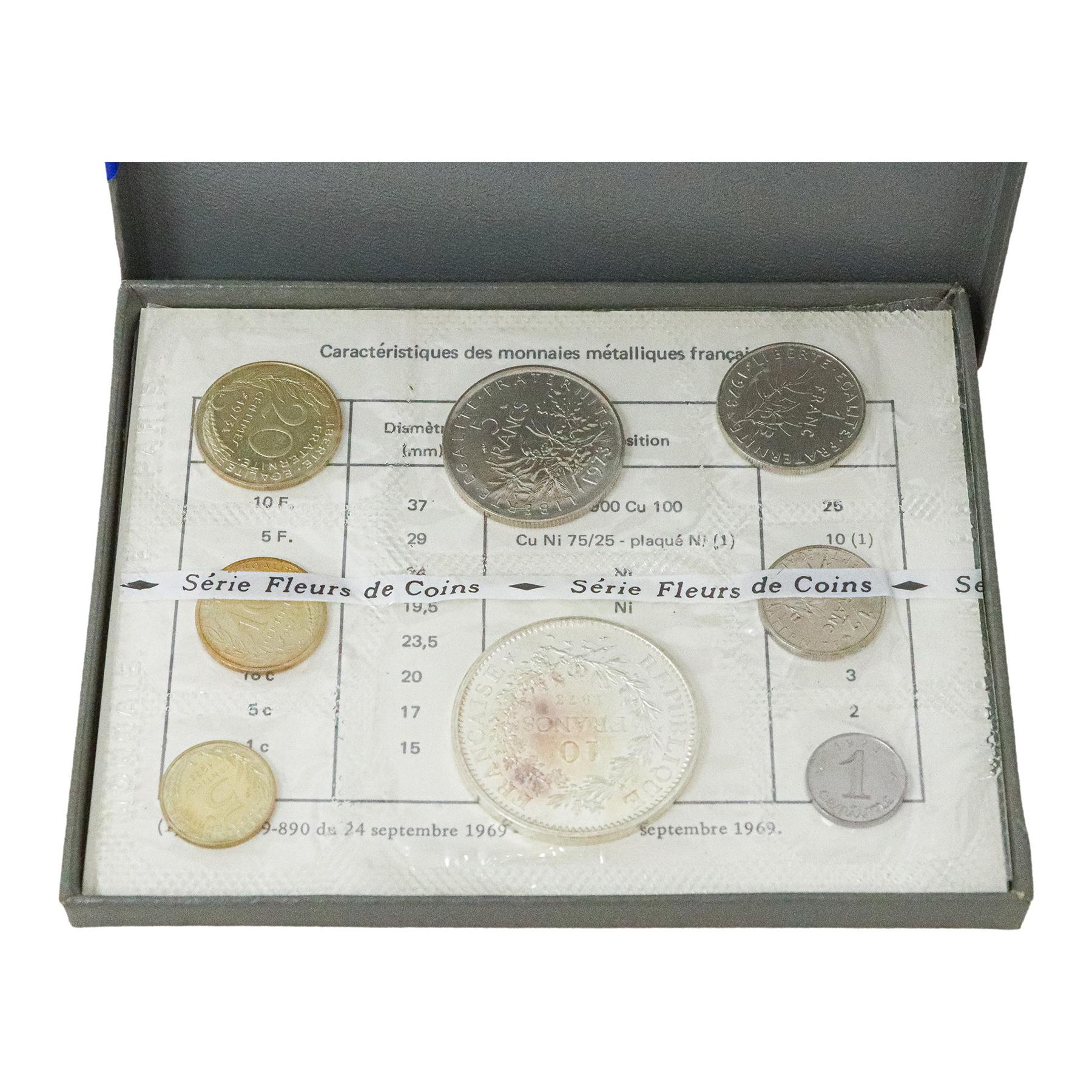 OCHO MONEDAS FRANCESAS DE 1973