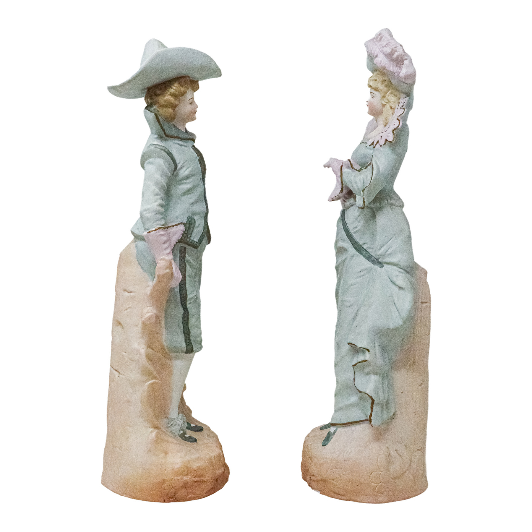 PAREJA DE FIGURAS EN BISCUIT DE PRINCIPIOS DEL S.XX