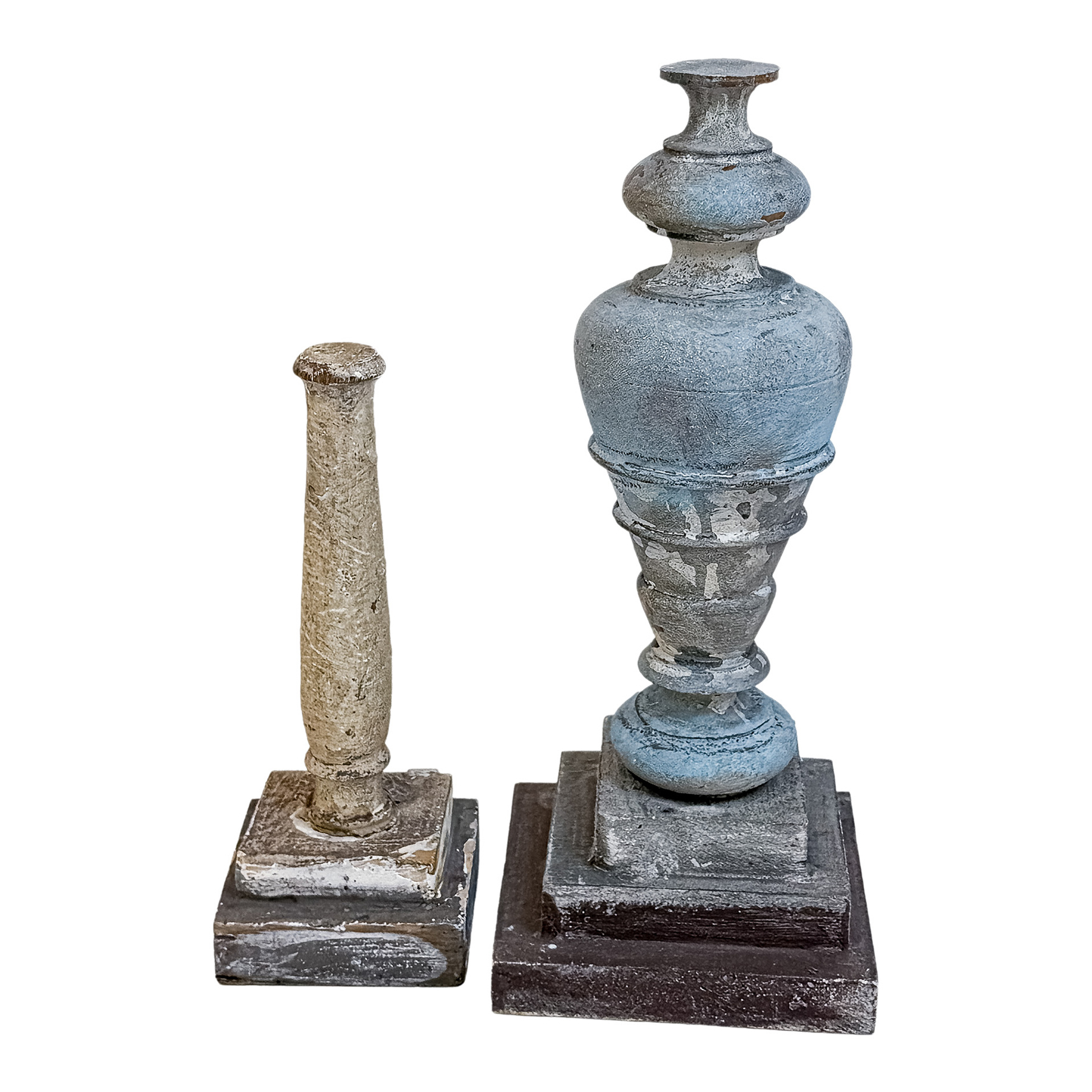 DOS COLUMNAS DE MADERA DEL ÚLTIMO CUARTO DE SIGLO XX