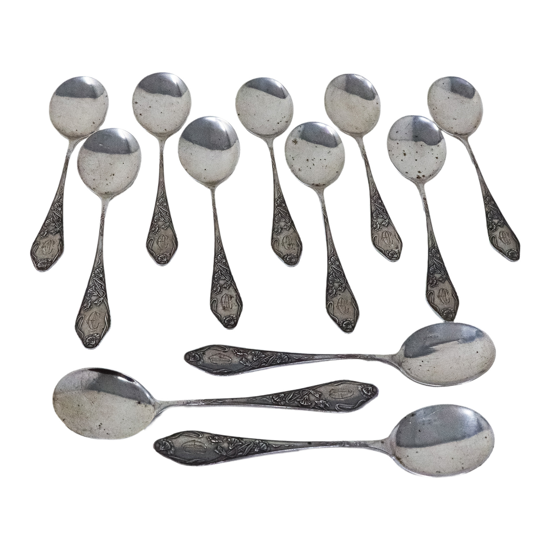 CONJUNTO DE 12 CUCHARITAS DE HELADO EN PLATA DE PPS. S.XX