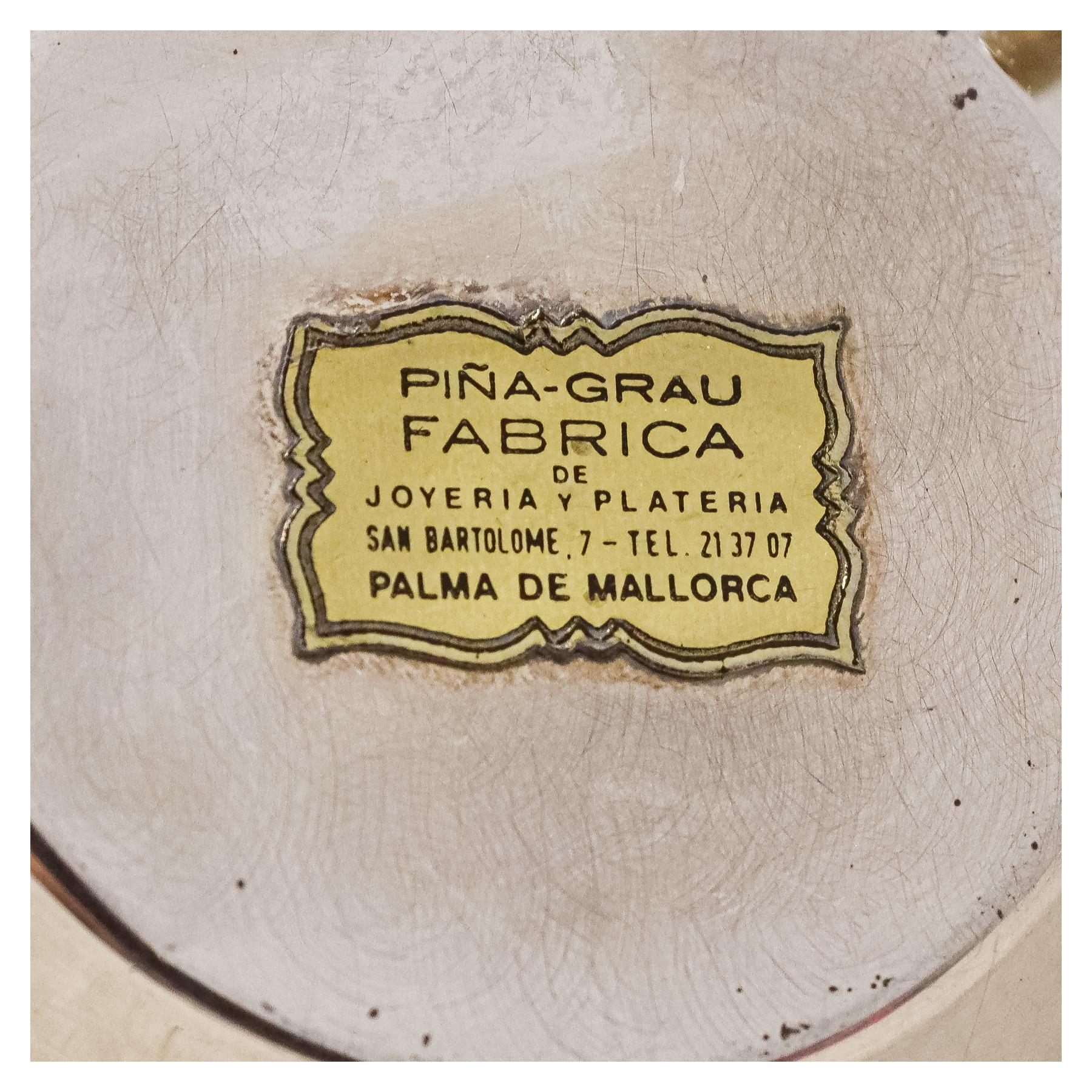 CONJUNTO DE PIEZAS EN PLATA DE MEDIADOS S.XX