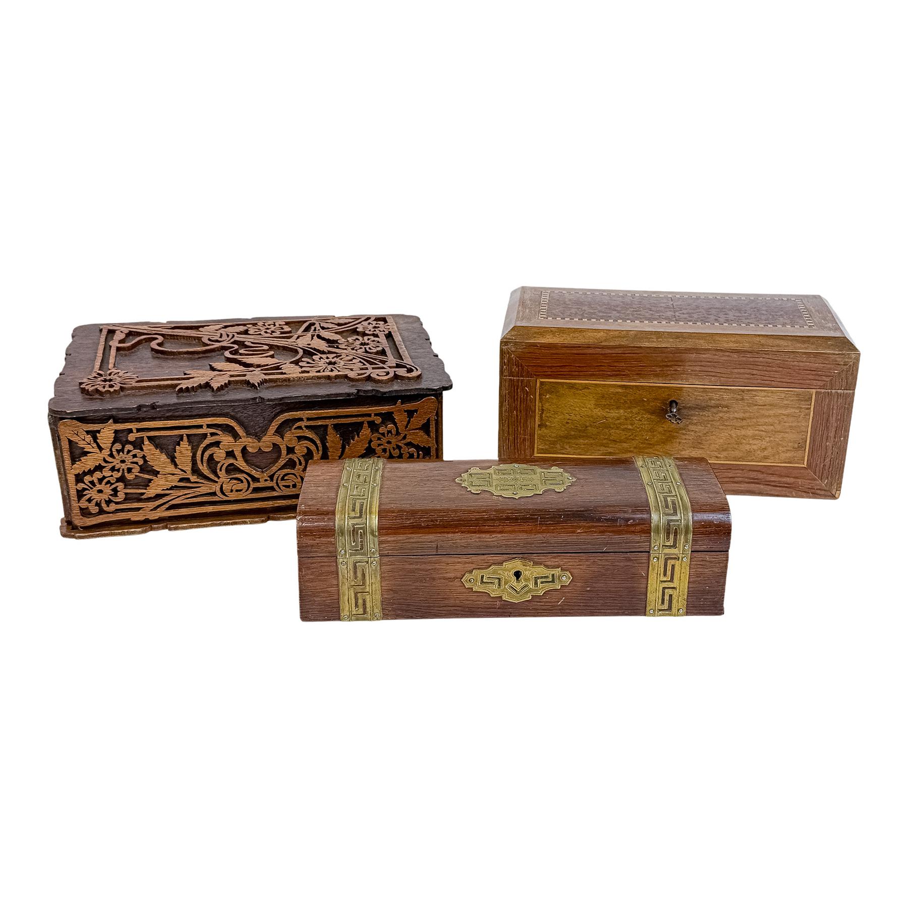 TRES CAJAS DEL PRIMER TERCIO DEL S.XX