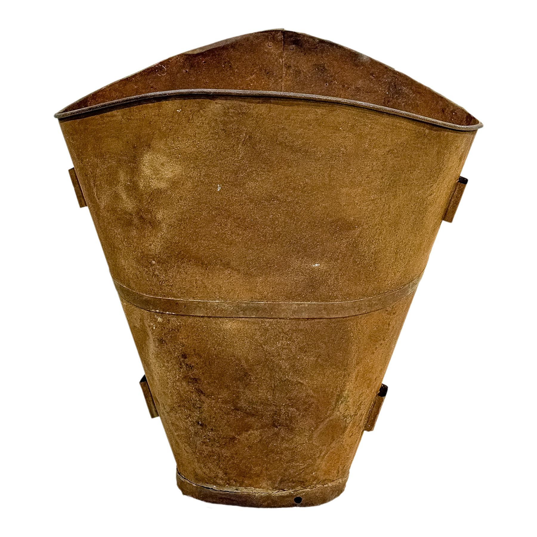 PORTADORA DE VINO FRANCESA DE PRIMER TERCIO DEL SIGLO XX