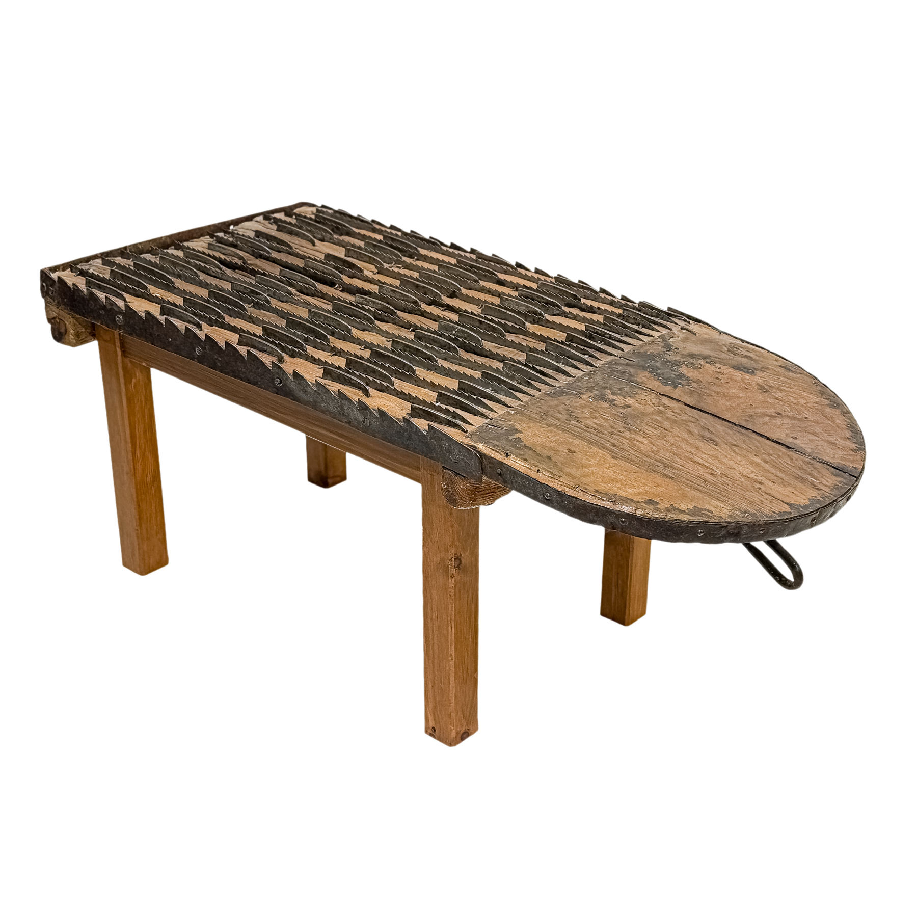 MESA RÚSTICA DE CENTRO CON TRILLO ANTIGUO