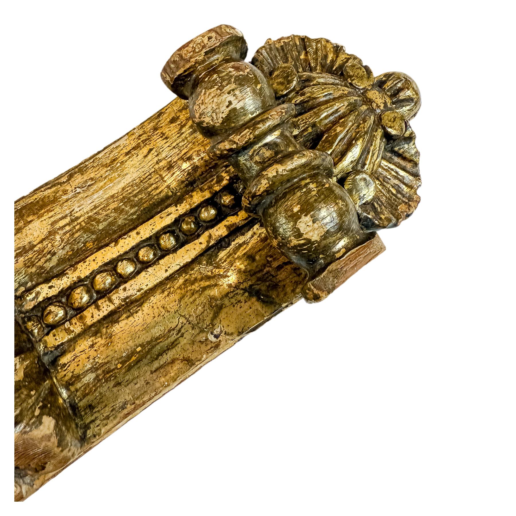 DOS FRAGMENTOS DE TALLA DEL S.XVIII