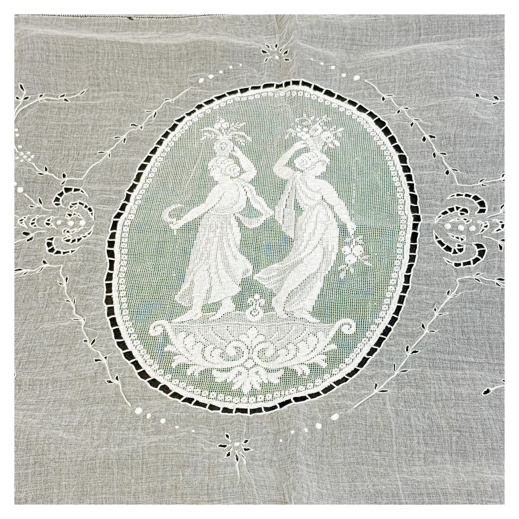DOS PEQUEÑOS MANTELES DE PRINCIPIOS DEL S.XX