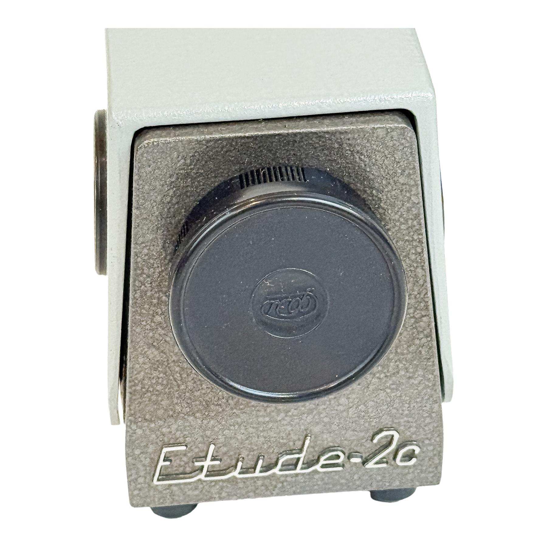 MINI PROYECTOR ETUDE DE LOS AÑOS 60