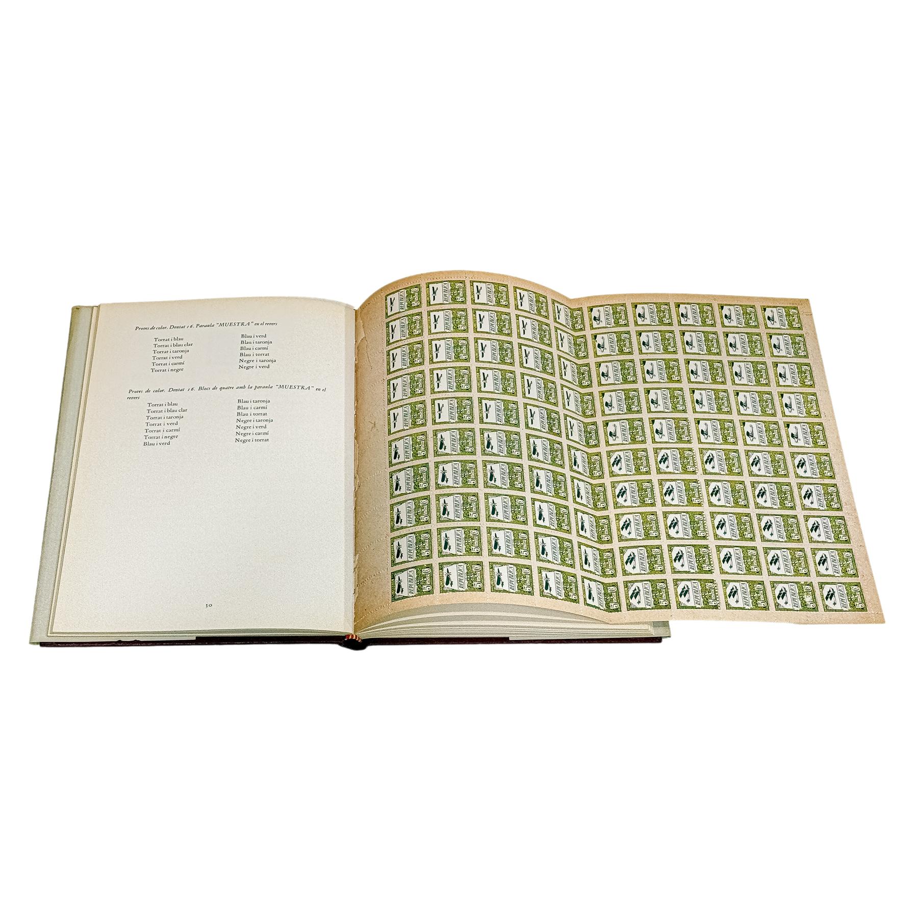 CINCO LIBROS VARIADOS 