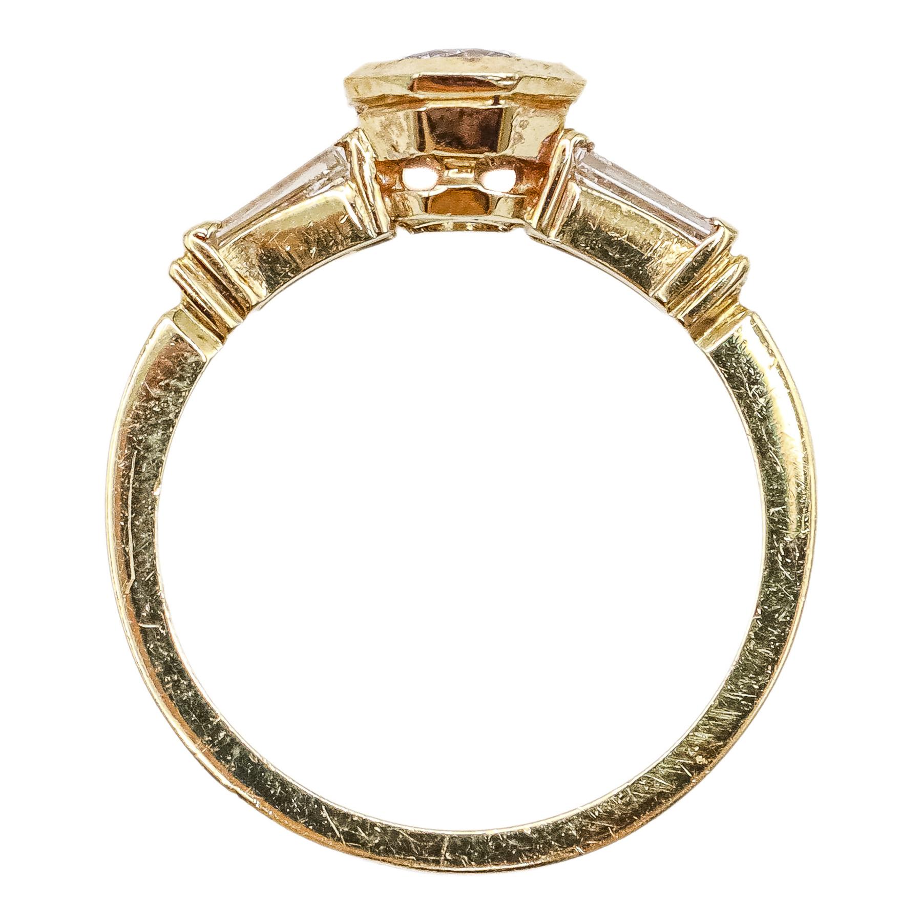 ANILLO SOLITARIO CON BRILLANTE