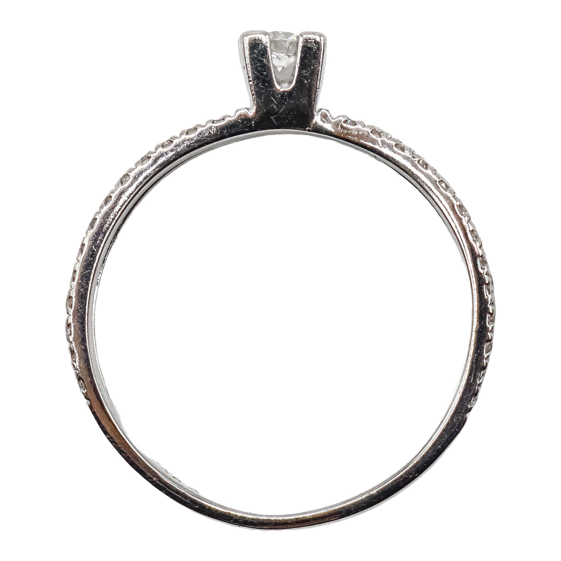 ANILLO CON BRILLANTES