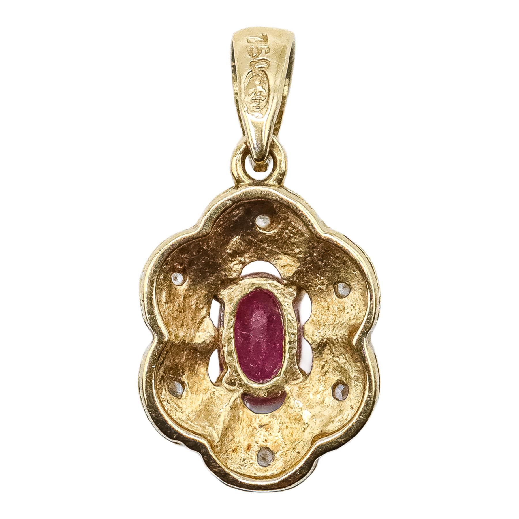 COLGANTE ROSETÓN CON RUBÍ Y BRILLANTES