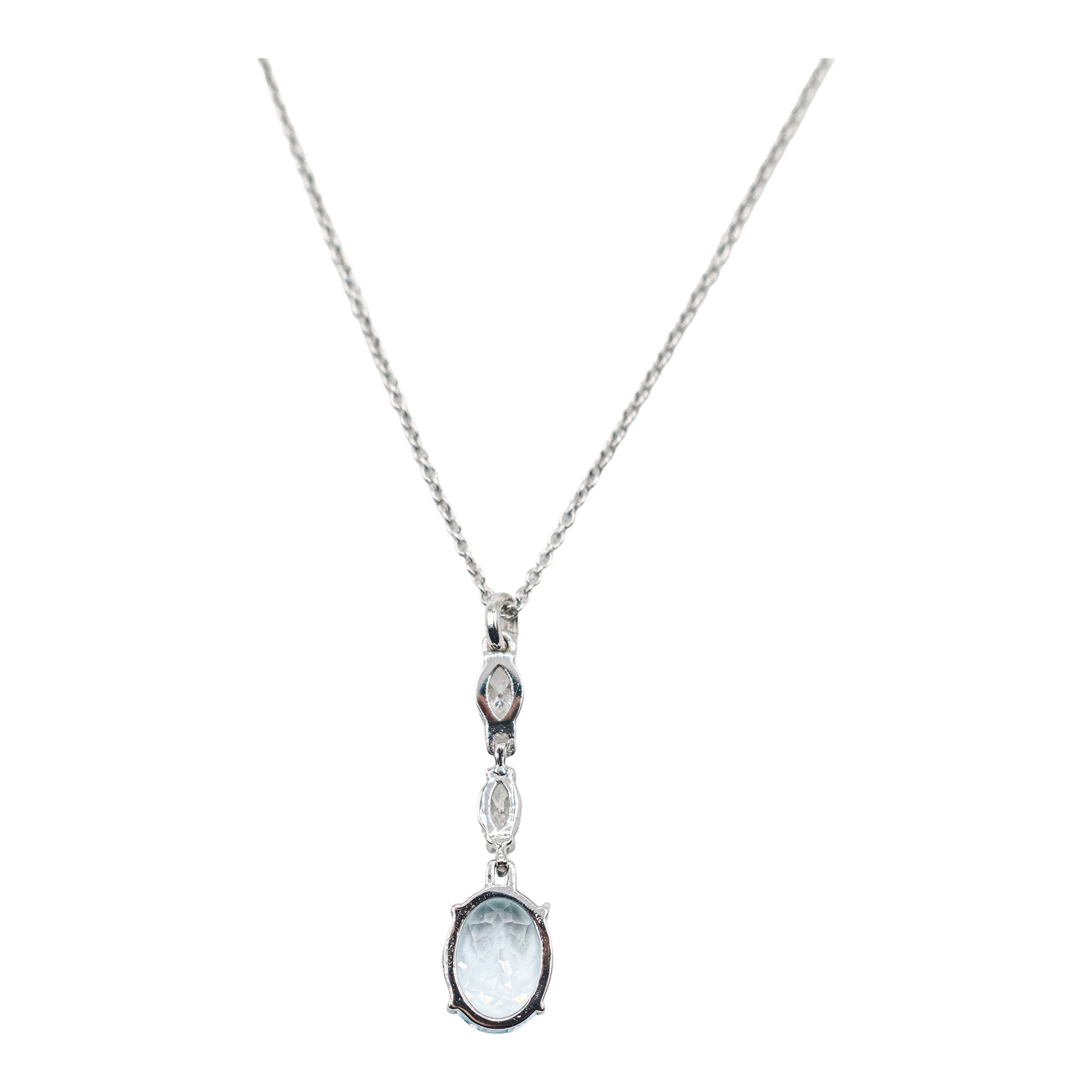 COLGANTE CON DIAMANTES Y AGUAMARINA