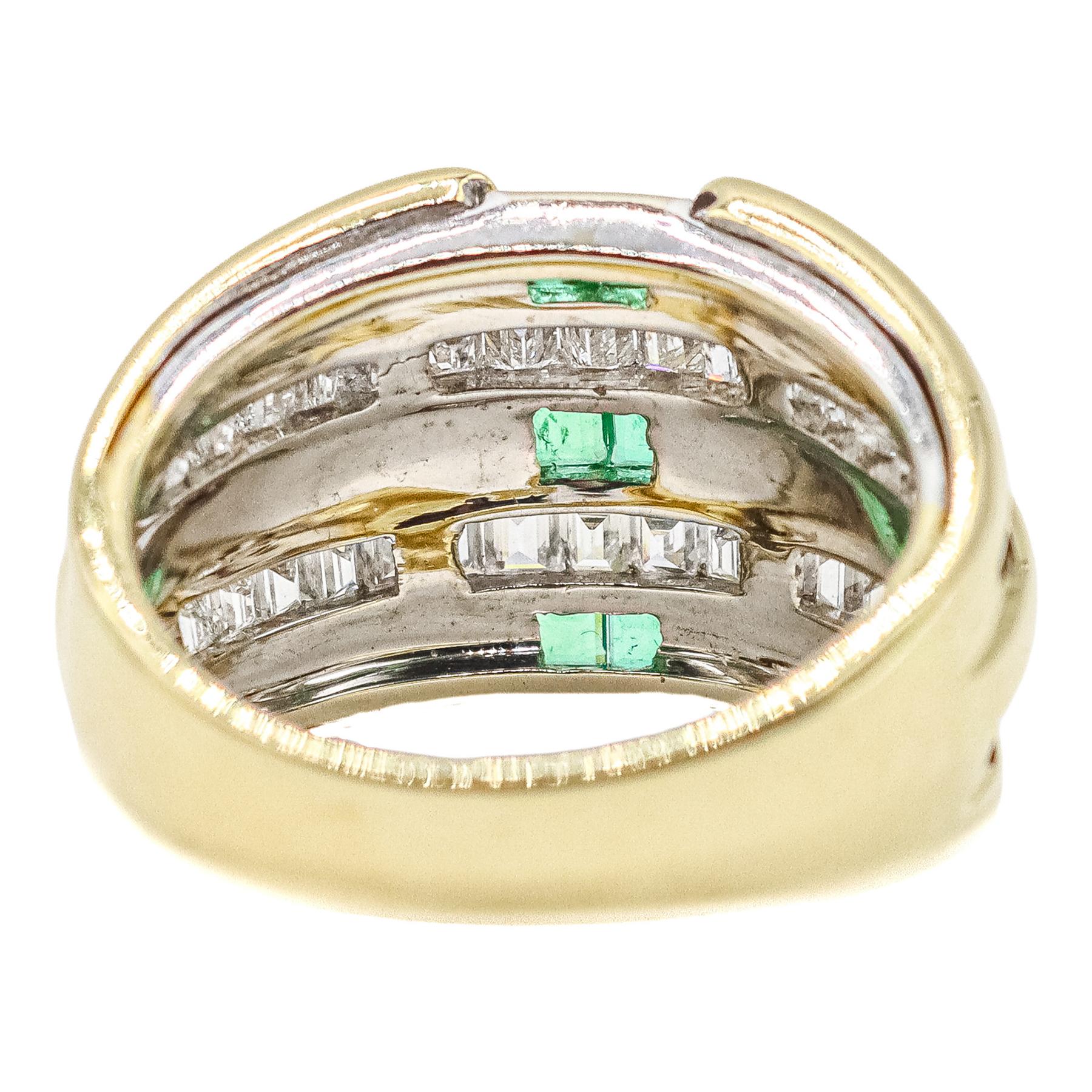 ANILLO ANCHO CON DIAMANTES Y ESMERALDAS