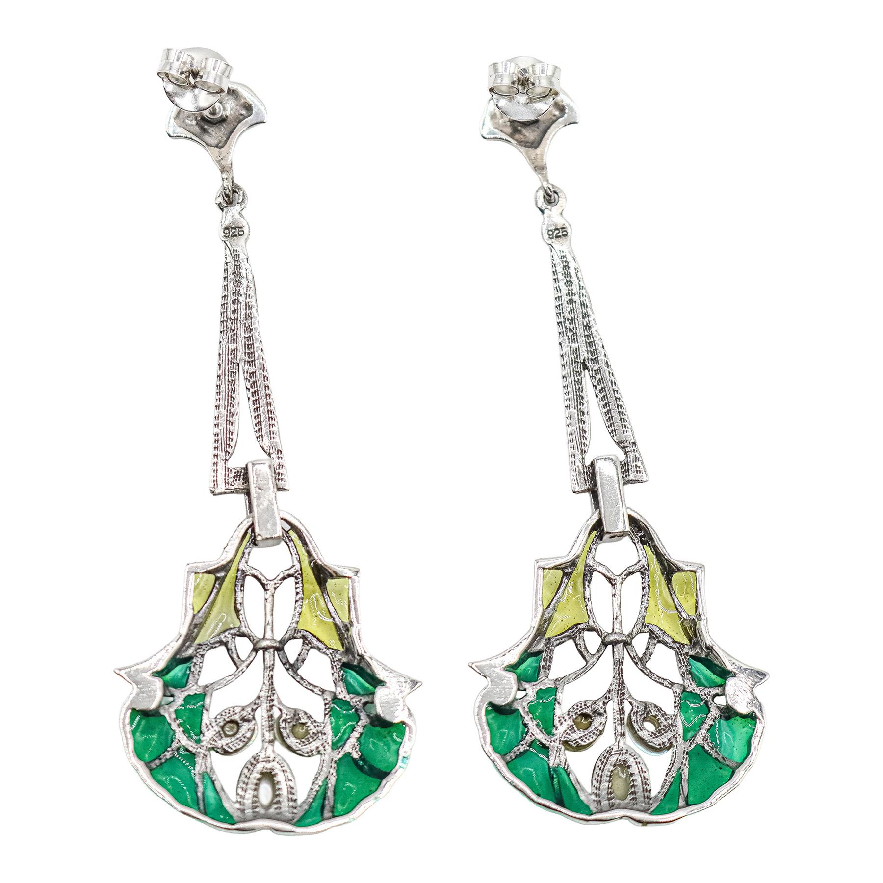 PENDIENTES LARGOS CON ESMALTES