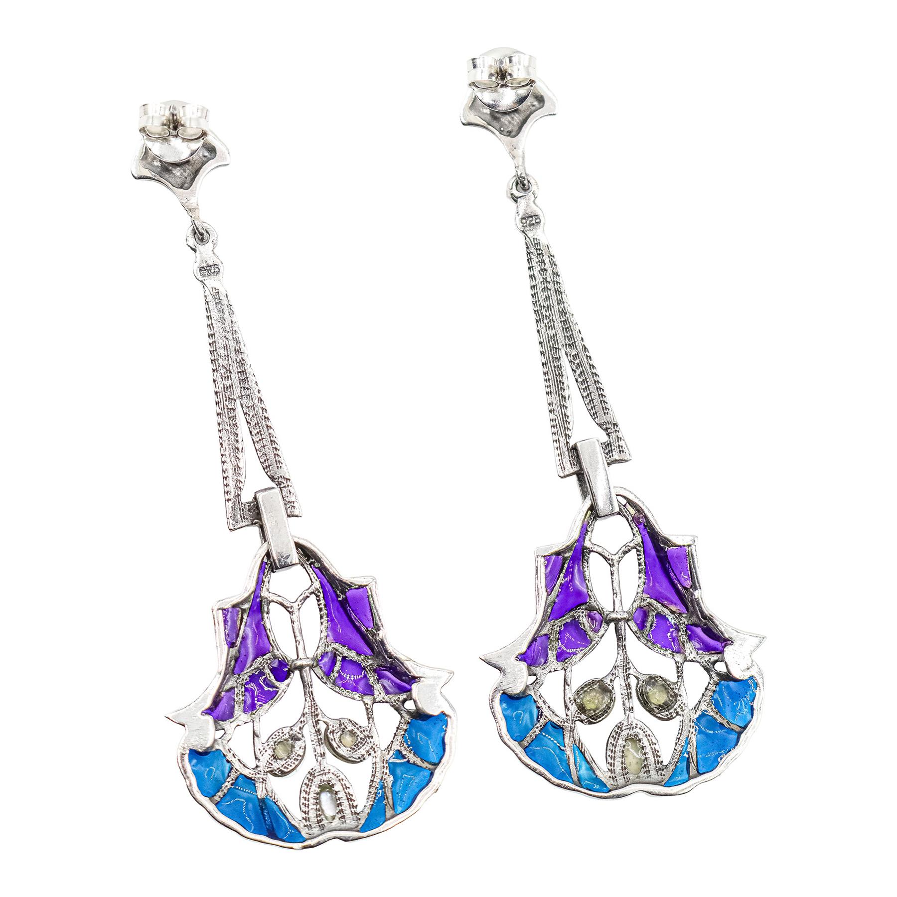 PENDIENTES LARGOS CON ESMALTES