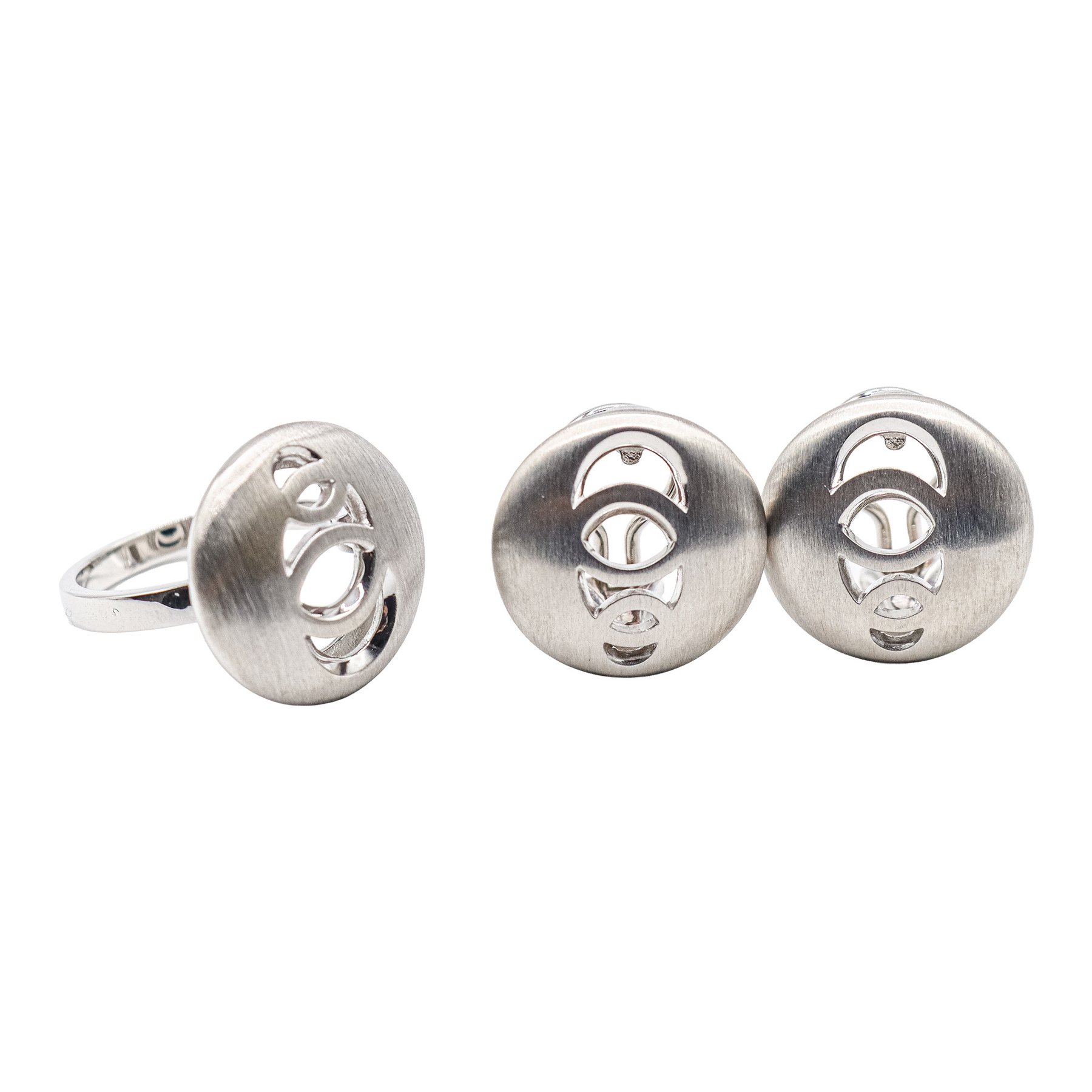 PENDIENTES Y ANILLO DE DISEÑO