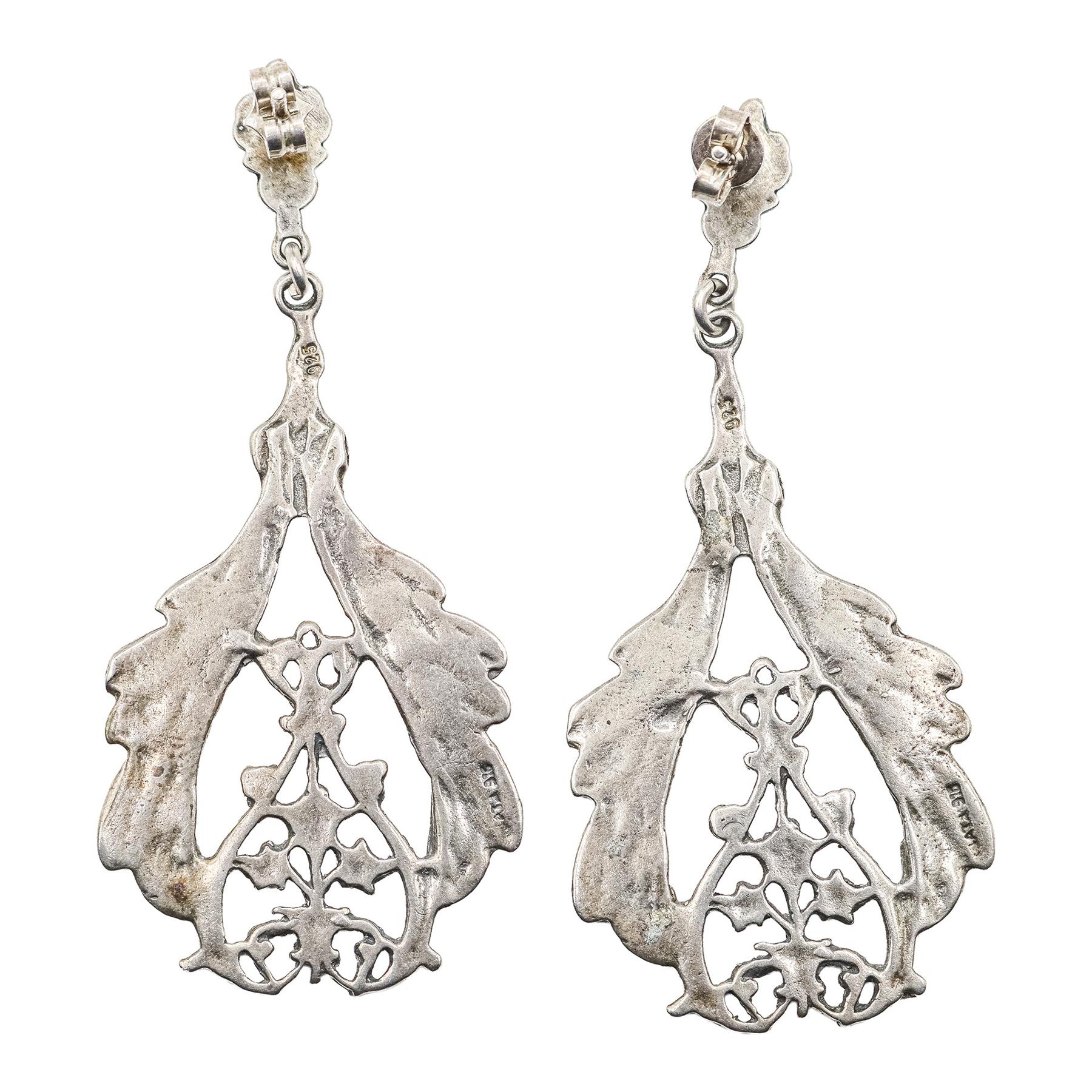 PENDIENTES LARGOS DE PLATA