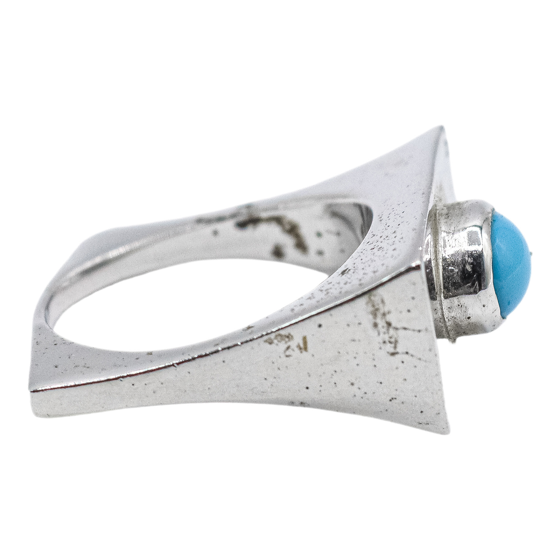 ANILLO DE DISEÑO CON OPALINA AZUL