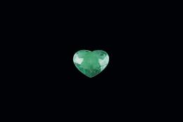 Esmeralda talla corazón de 1,56 cts. Brasil