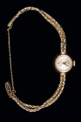 Reloj Omega para señora en oro