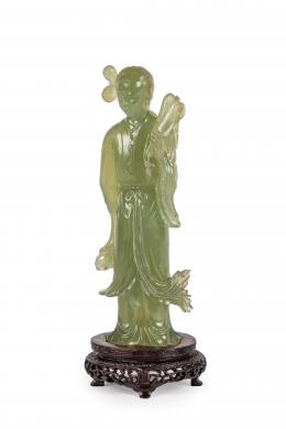 Figura oriental en jade tallado. China circa 1900