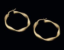 Pendientes y anillo de oro 3,45 gr
