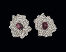 Pendientes flor turmalina y diamantes 1,20 cts