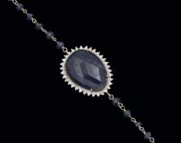 Pulsera de oro con zafiros azules y diamantes