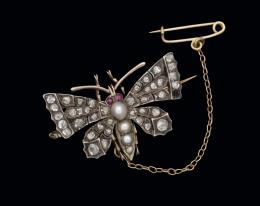 Broche mariposa de oro, plata y diamantes 2,10 ct