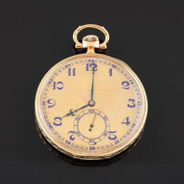 RELOJ LEPINE DE BOLSILLO INTERNATIONAL WATCH CO., S.XIX Caja realizada en oro amarillo de 18 kt. con decoración estriada en la tapa inferior y en el bisel. Esfera dorada con numeración arábiga en azul, al igual que las agujas, tipo lanza; esfera auxiliar