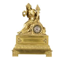 RELOJ DE SOBREMESA DE HORAS Y MEDIAS, ESTILO NAPOLEÓN III. FRANCIA, S.XIX